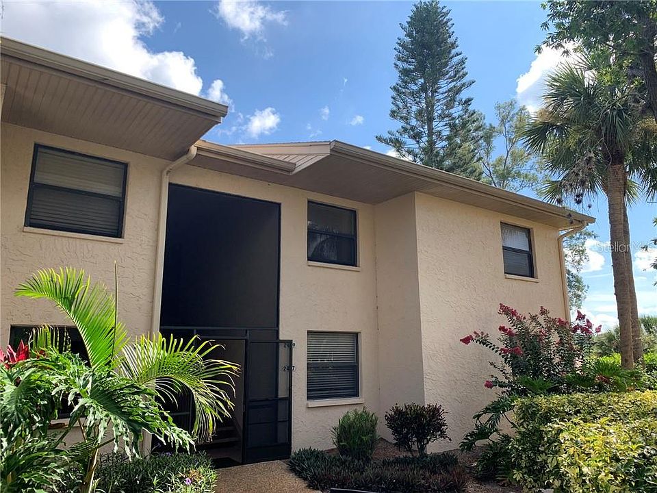 1st image of 2439 Twin Dr #8