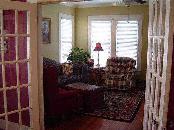 4th image of 1800 Nall St