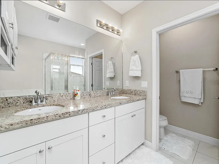 2011 NW Cataluna Cir — Photo 25