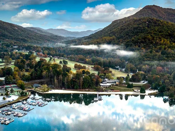 556 Quail Ridge Blvd, Lake Lure, NC 28746