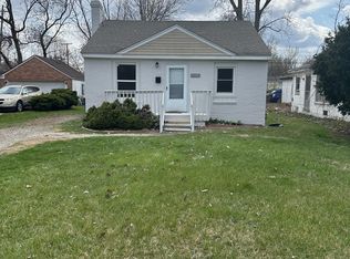 35715 Beverly Rd, Romulus, MI 48174