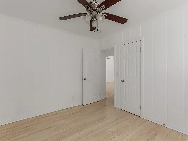425 Perkins Dr — Photo 10