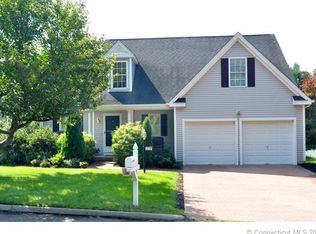 126 Fox Holw, Avon, CT 06001