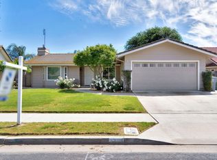 2700 Driftwood Dr, Madera, CA 93637