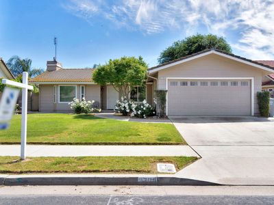 2700 Driftwood Drive, Madera, CA, 93637