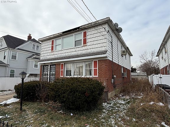 4th image of 13526 219th Street