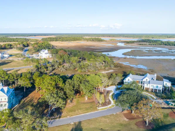 626 Bermuda Isle St, Charleston, SC 29492