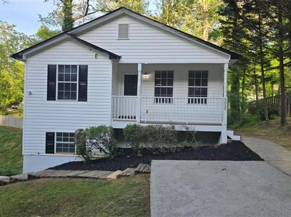 3025 Mangum Dr, Cumming, GA