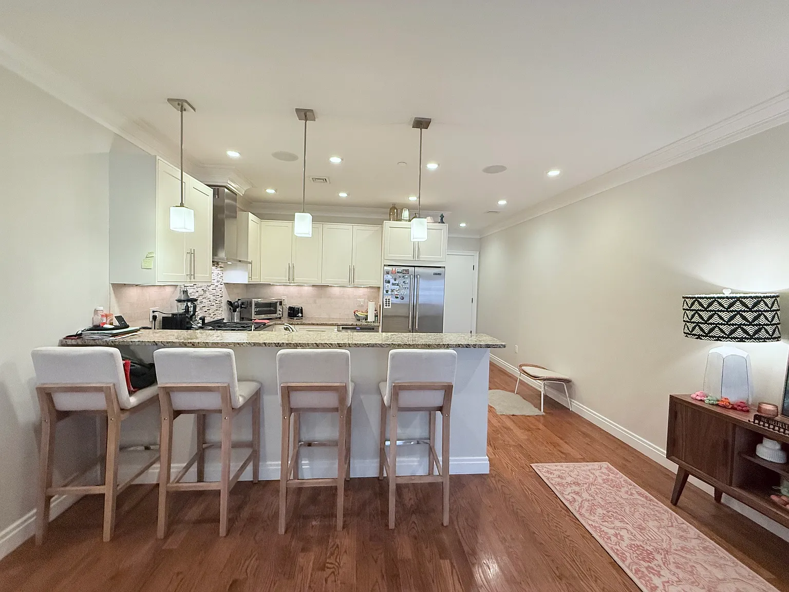 2 bed, 1253 sqft, $5,100 — Photo 1