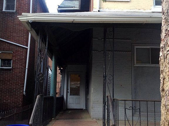 4th image of 1801 W Ontario St