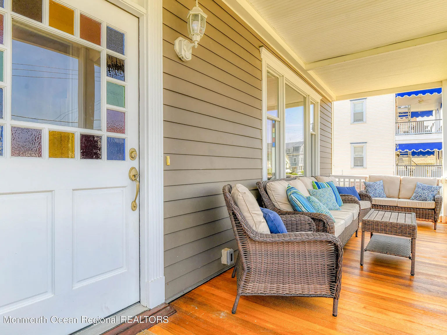 5 bed, 3.5 bath, 2817 sqft, $5,600 — Photo 4