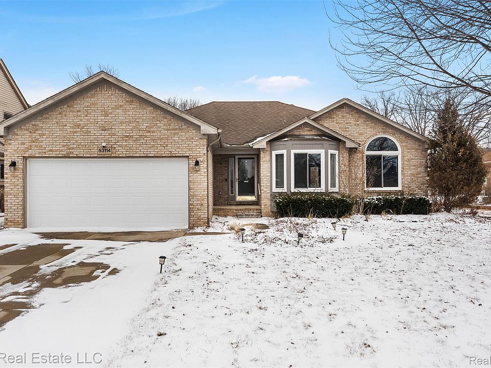 1st image of 53114 Ridgewood Dr