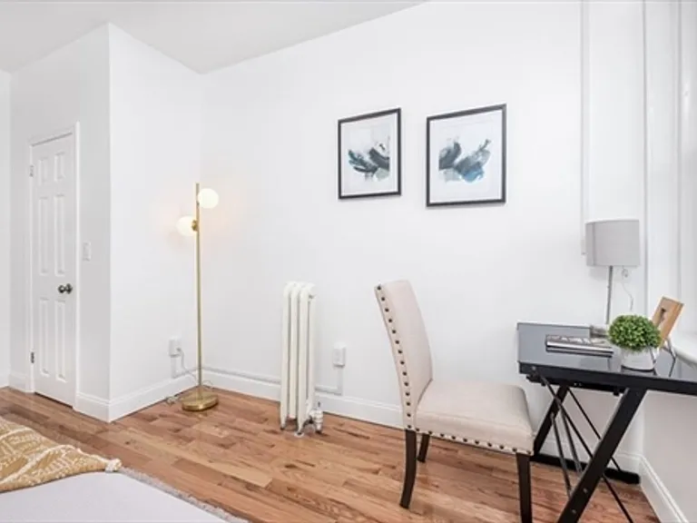 45 Ashford St #20 — Photo 10