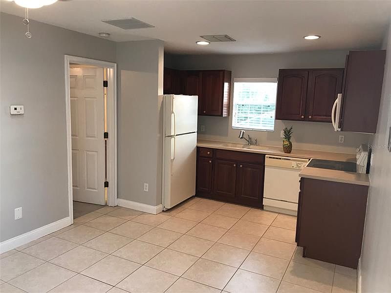 1st image of 4052 Alcott Cir