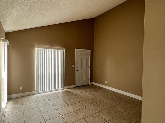 5th image of 476 88th Ave N #102