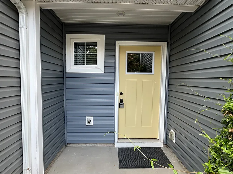 1532 39th Avenue Loop Northeastunit #5 — Photo 4