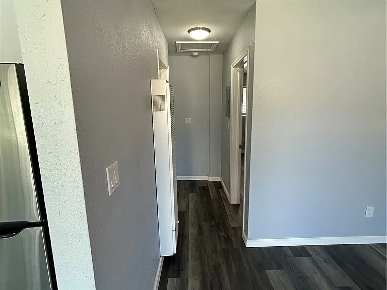 8523 Cedar St — Photo 9