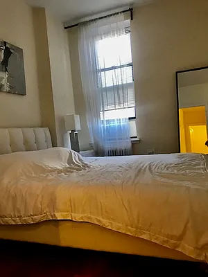 Rented by Oxford Property Group | media 13