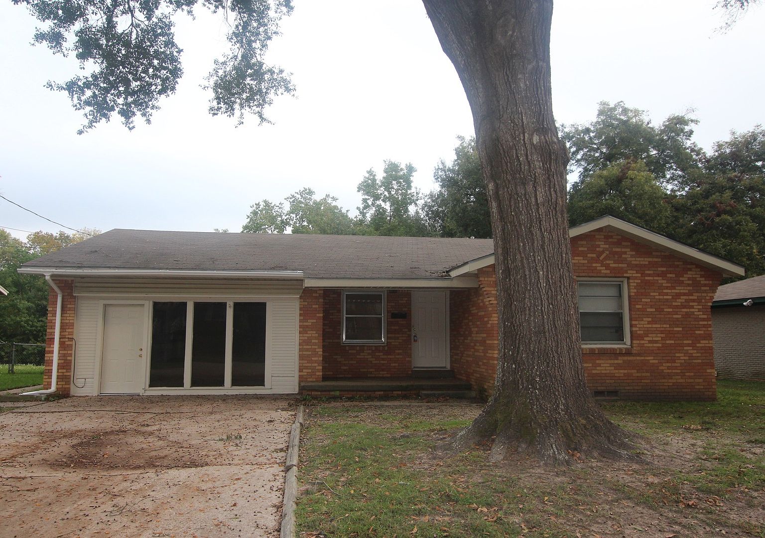 2330 Pleasant Dr, Tyler, TX 75701 Zillow