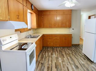 341 7th St E, Hector, MN 55342