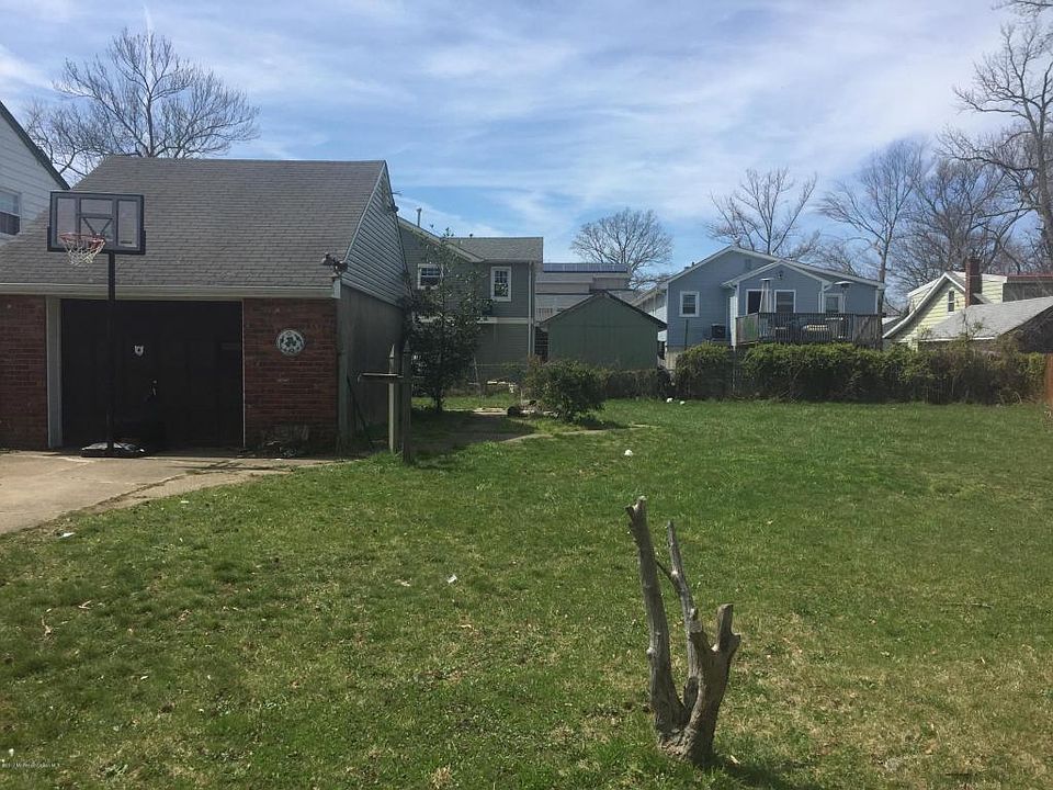 1st image of 165 Twilight Ave