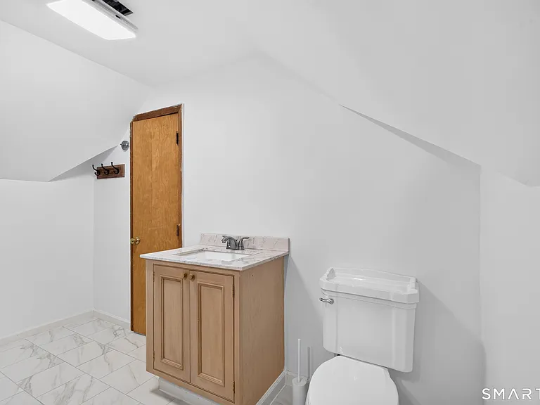 69 Johnson St #3 — Photo 25