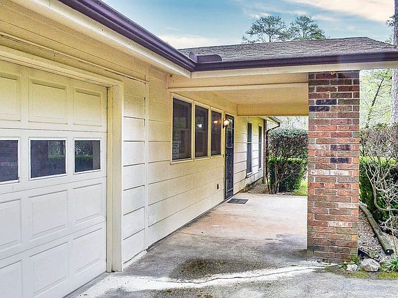3rd image of 90 Santistaban Way