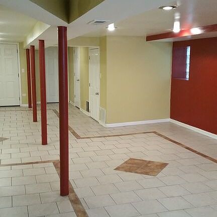 3rd image of 1310 N Lockwood Ave #1