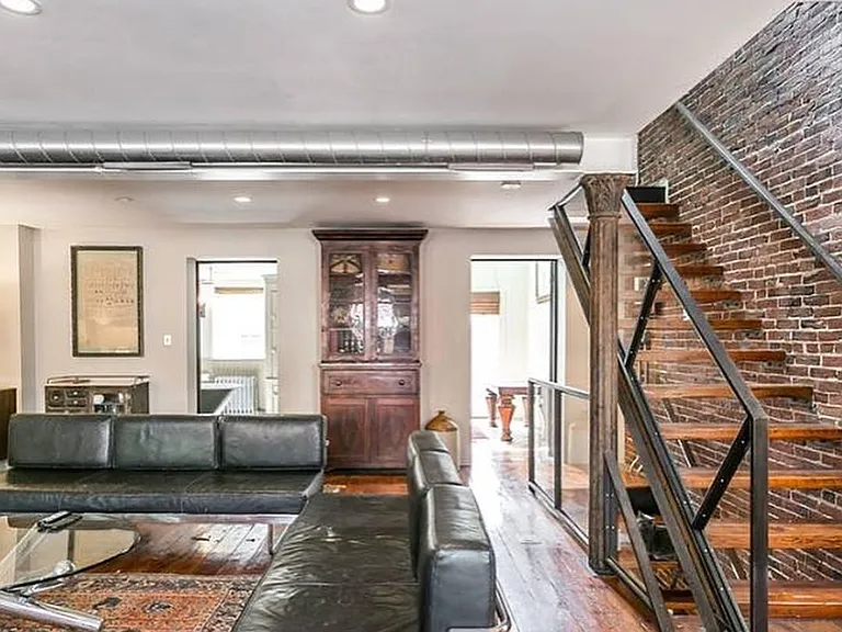 704 Druid Hill Ave — Photo 9