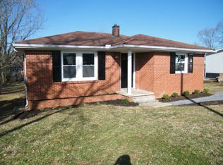 709 Haley St, Lafayette, TN 37083