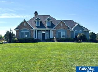 15380 Bobwhite Trl, Crete, NE 68333