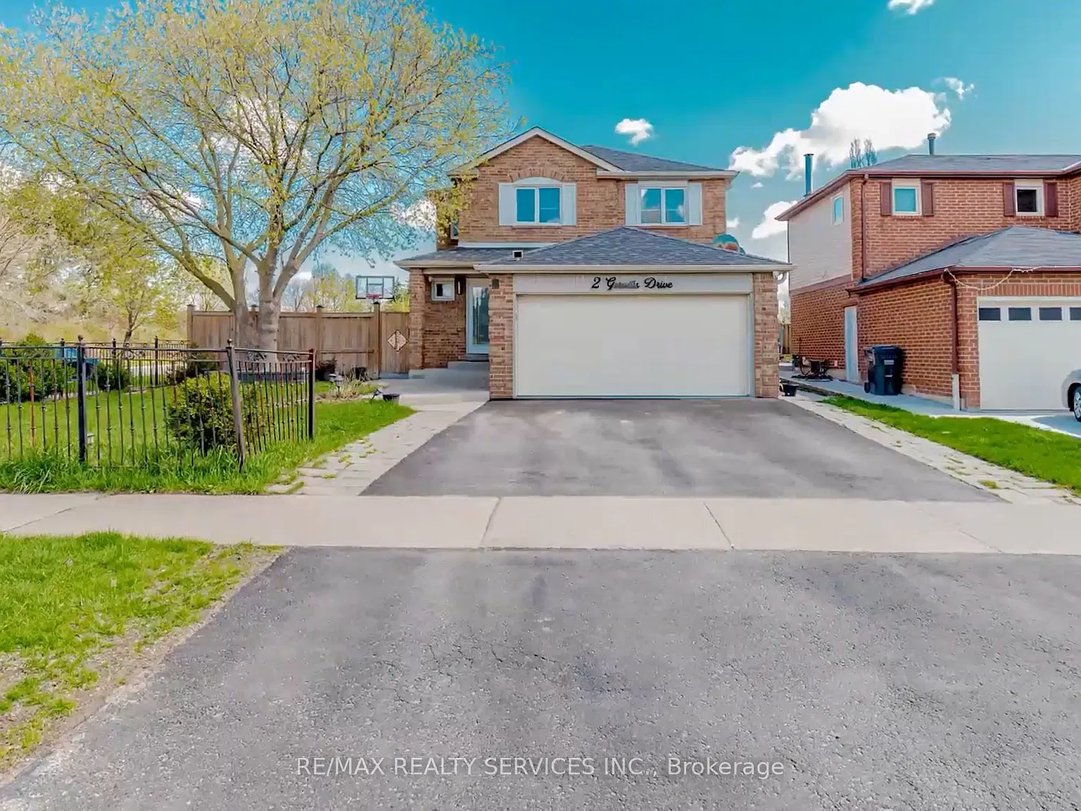 4 bed, $4,000 — Photo 1
