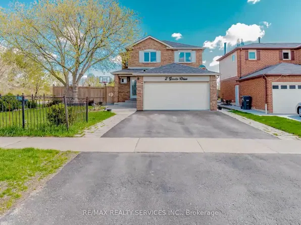 2 Gervais Dr, Brampton, ON L6Y 2Z2