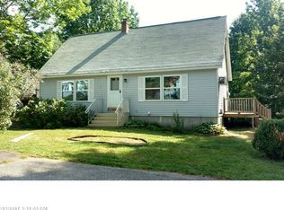 7 Woodville Rd, Lewiston, ME 04240