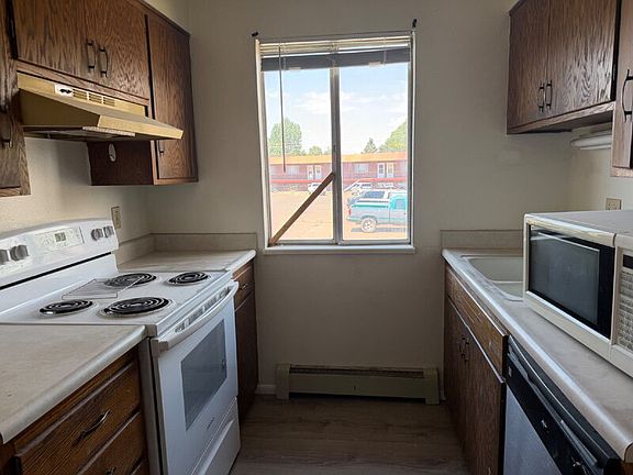 5th image of 708 Downey St #2