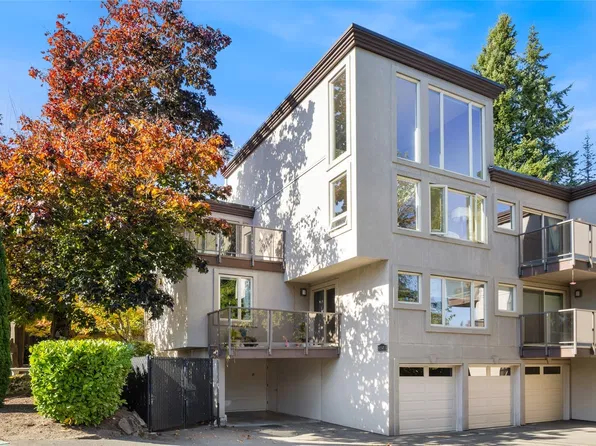 8503 Bowdoin Way #206, Edmonds, WA 98026