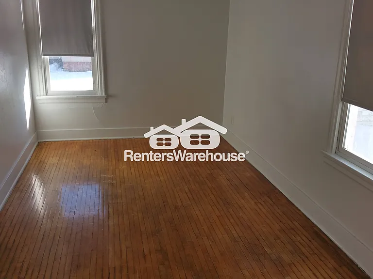 224 S Park St #2 — Photo 9