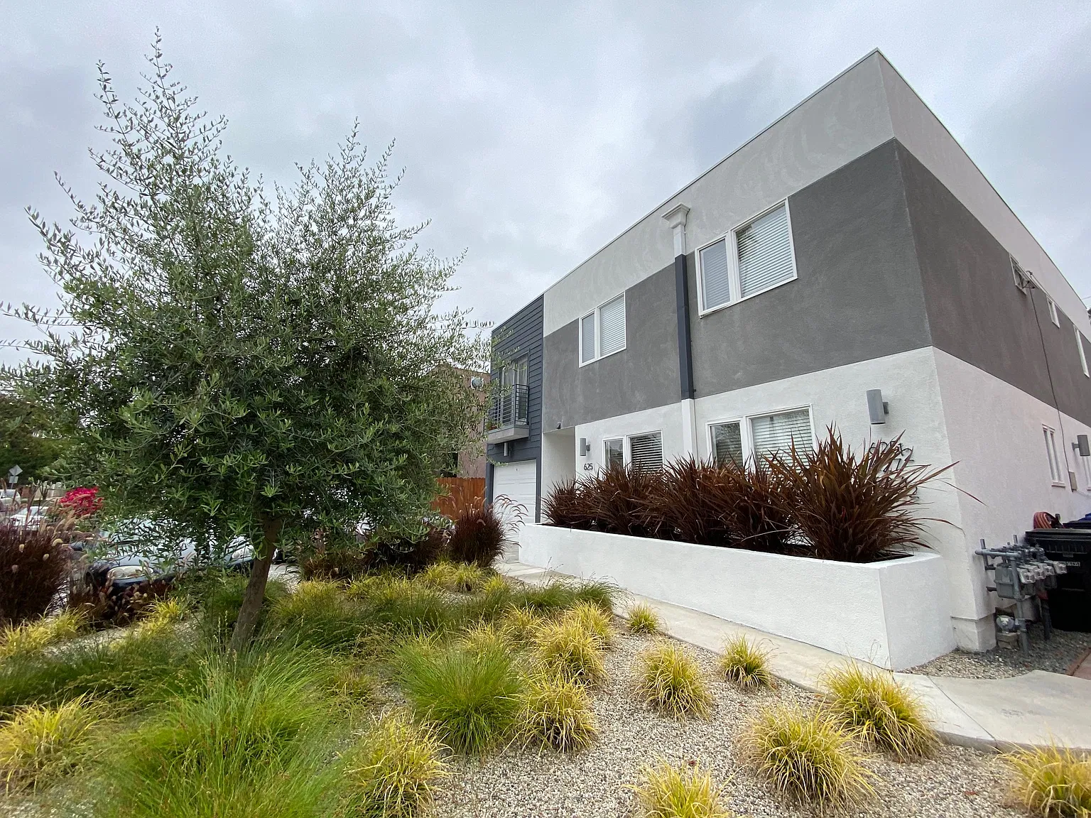 3 bed, 2.5 bath, 1380 sqft, $3,695 — Photo 1