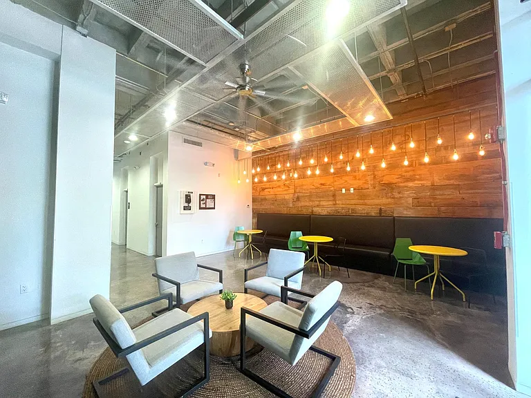 Common area lobby