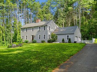 8 Jones Rd, Amherst, NH 03031