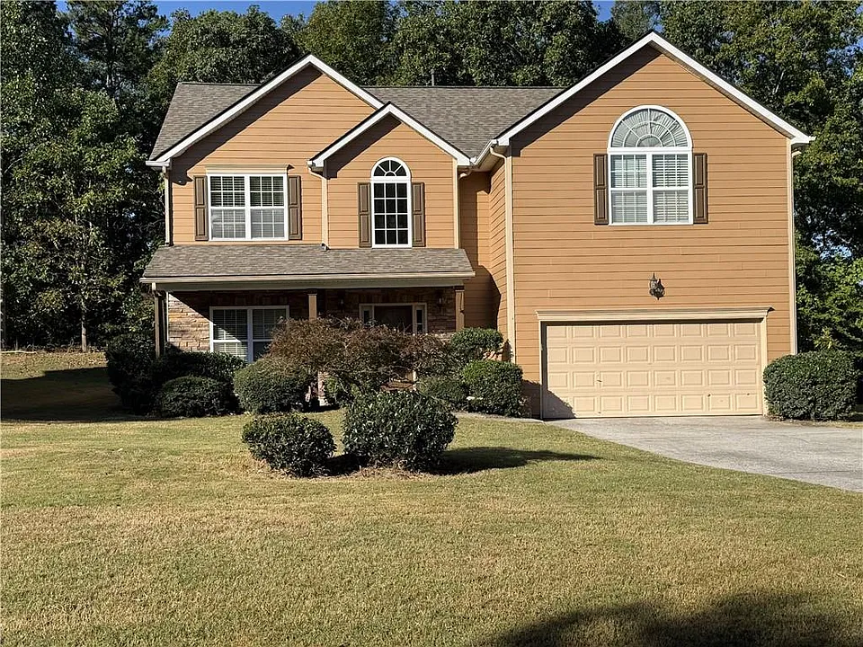945 Tree Top Dr