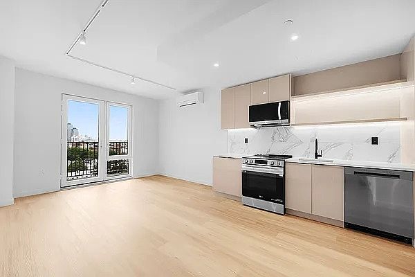 1st image of 16 West St #617