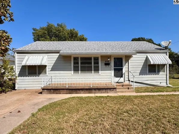 916 E 8th Ave, Hutchinson, KS 67501