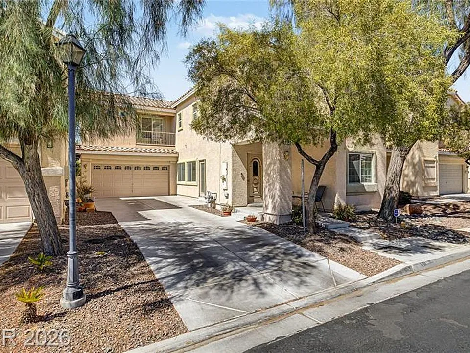 1740 Dark Wolf Ave