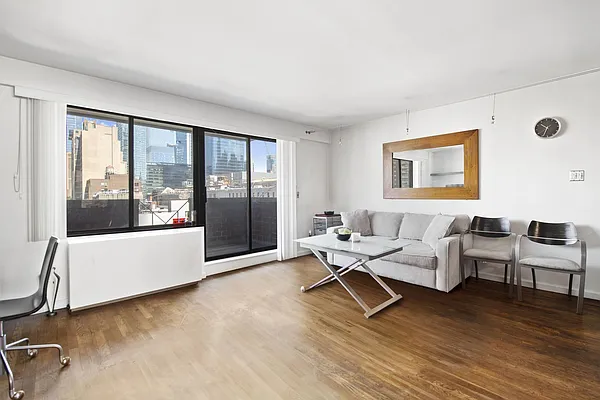 Rented by Compass | media 30