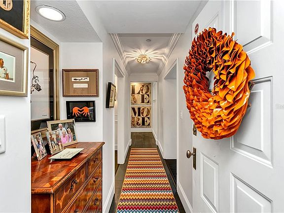 3rd image of 1602 Alabama Dr APT 204