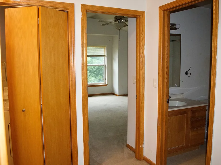 4421 E Court St — Photo 14