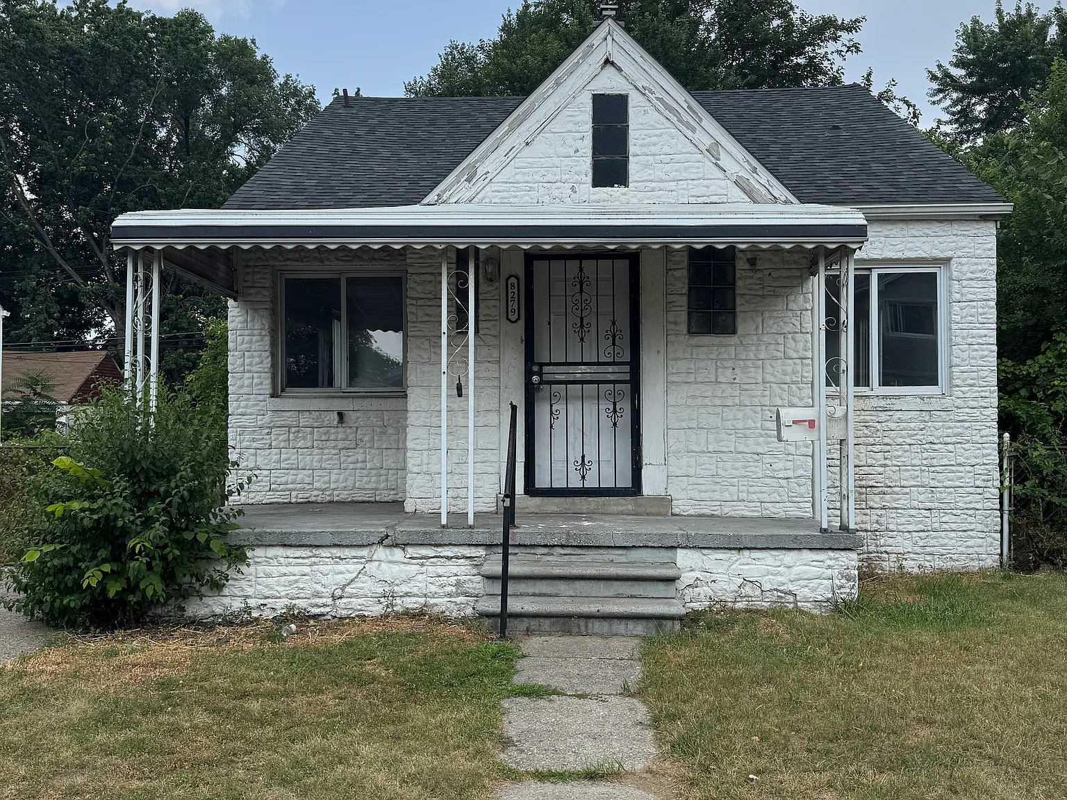2 bed, 944 sqft, $1,250 — Photo 1