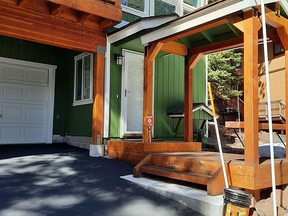 2nd image of 1265 Canterbury Dr