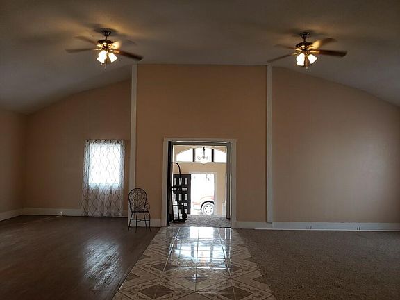 5th image of 1201 Wellhausen Ave